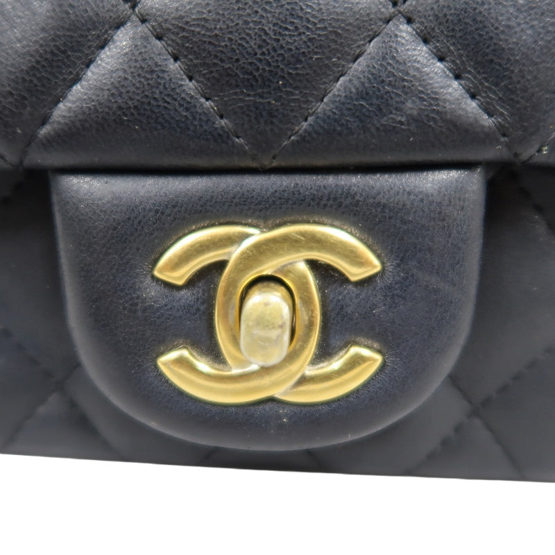 CHANEL Matelasse Shoulder Bag, Lambskin, Black, Gold-tone Hardware