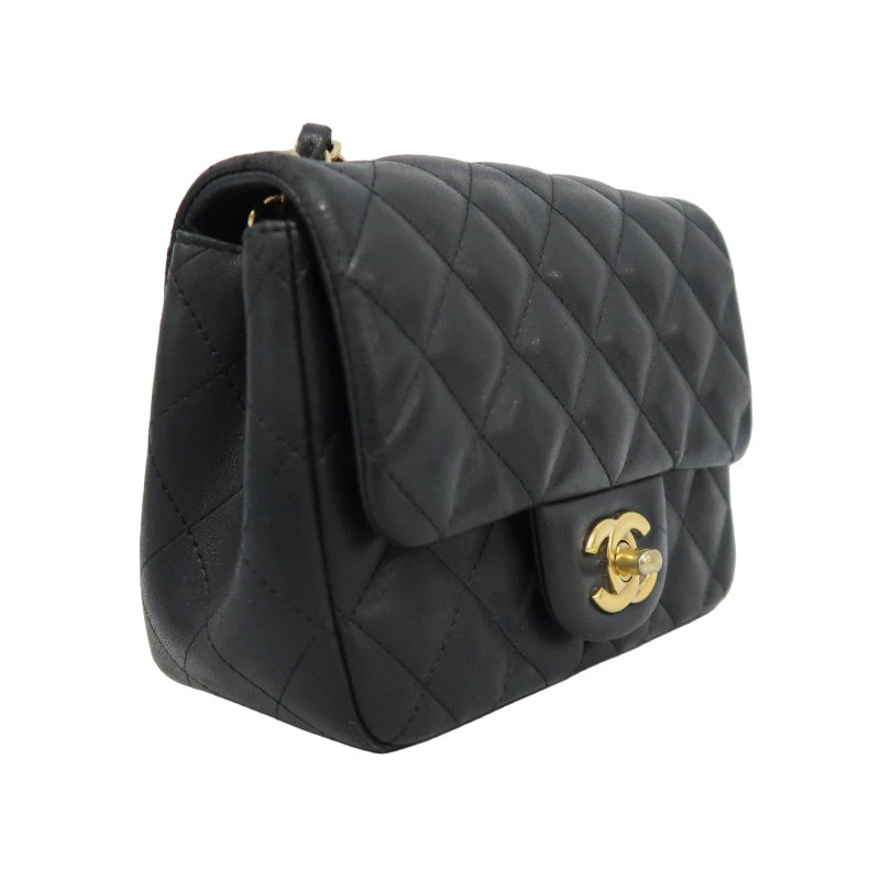 CHANEL Matelasse Shoulder Bag, Lambskin, Black, Gold-tone Hardware