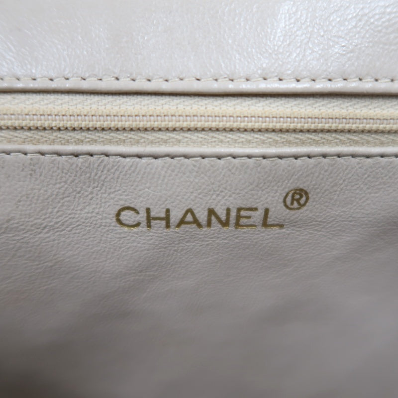CHANEL Matelassé Shoulder Bag Calfskin Beige Gold Hardwar