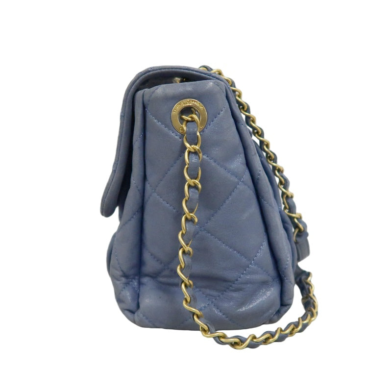CHANEL Matelasse Shoulder Bag Calfskin Navy Blue Gold Hardware
