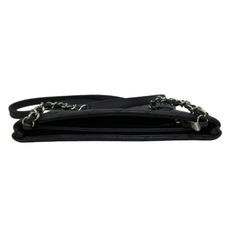 CHANEL Matelasse Lambskin Shoulder Bag Black