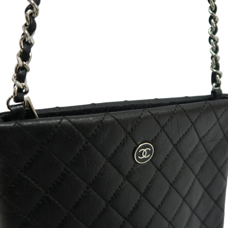 CHANEL Matelasse Lambskin Shoulder Bag Black