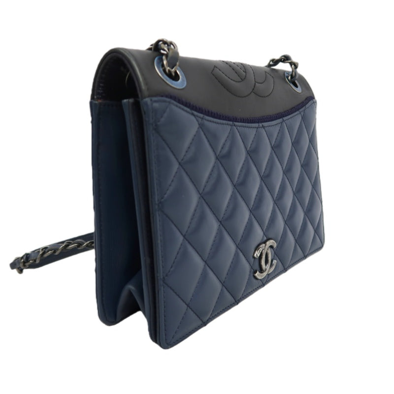 CHANEL Matelasse Lambskin Shoulder Bag Blue Silver Hardware
