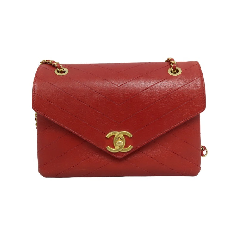 CHANEL Chevron Calfskin Envelope Shoulder Bag Red Gold Hardware
