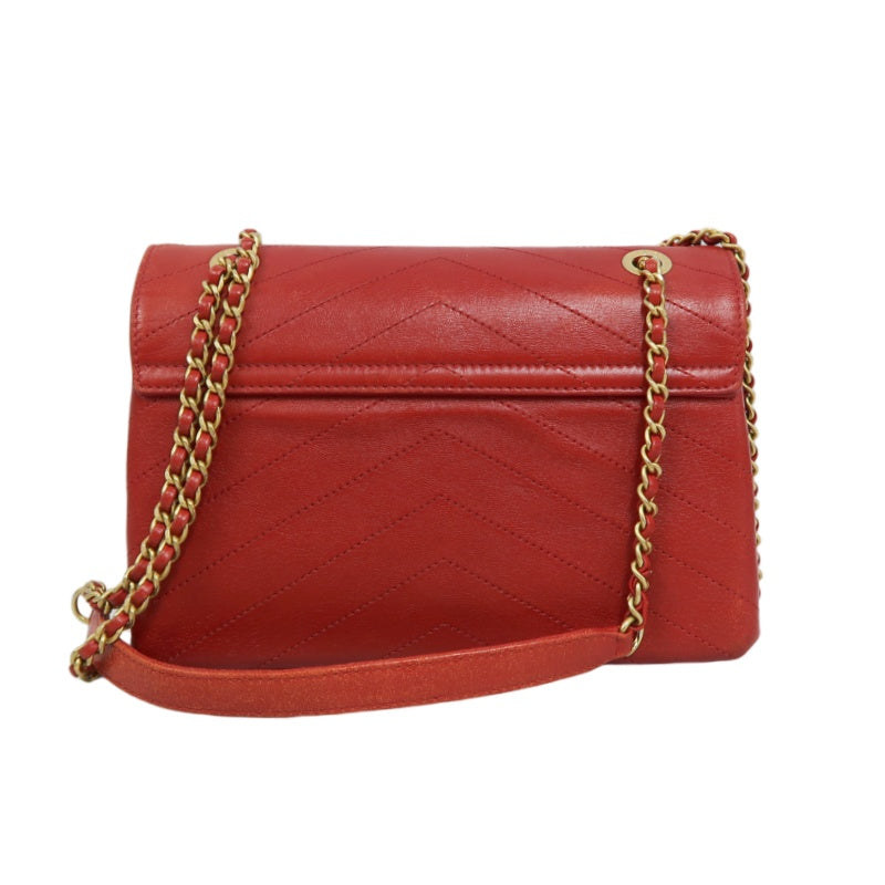 CHANEL Chevron Calfskin Envelope Shoulder Bag Red Gold Hardware