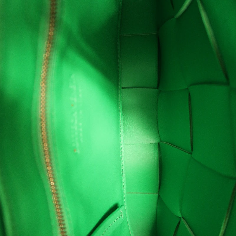 BOTTEGA VENETA Intreccio Cassette Calfskin Shoulder Bag Green
