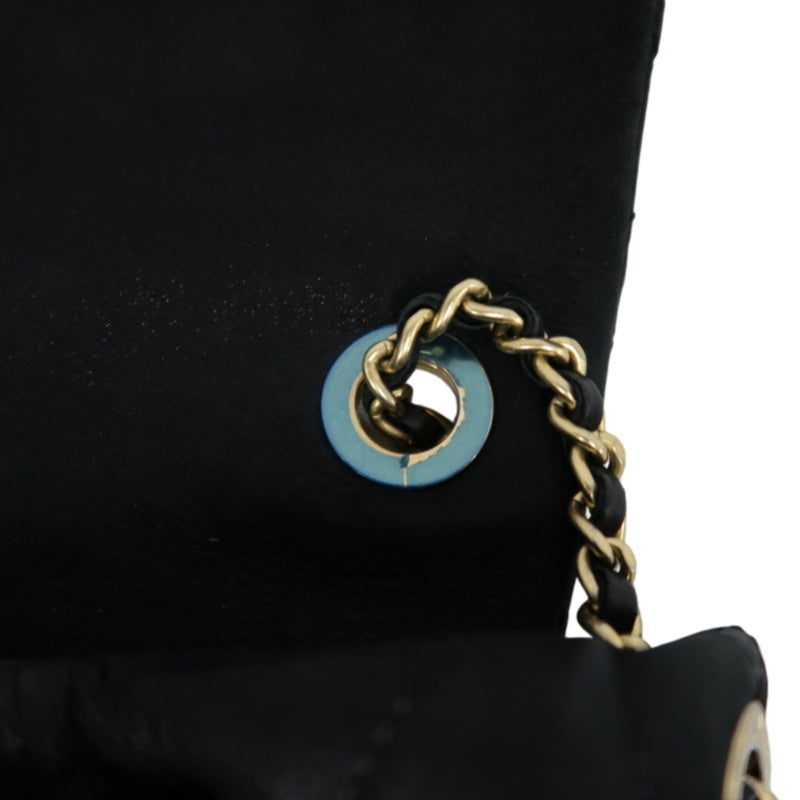 CHANEL Matelassé Calfskin Shoulder Bag Black Gold-Tone Hardware