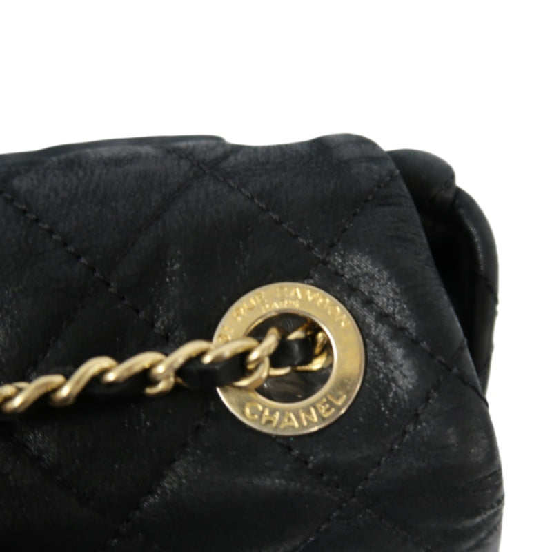CHANEL Matelassé Calfskin Shoulder Bag Black Gold-Tone Hardware