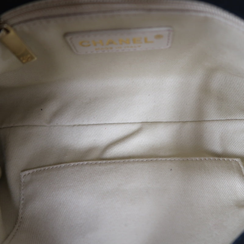 CHANEL Matelassé Calfskin Shoulder Bag Black Gold-Tone Hardware
