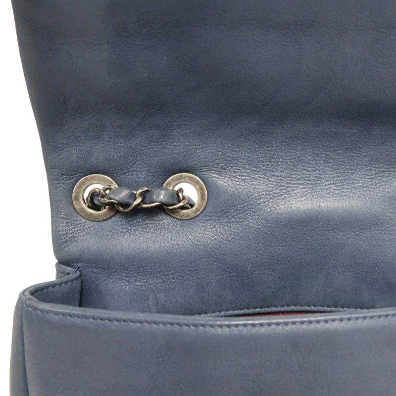 CHANEL Matelassé Calfskin Shoulder Bag Black Gold-Tone Hardware
