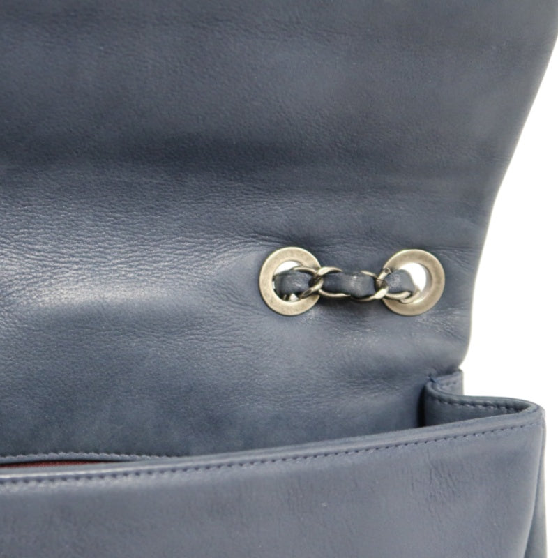 CHANEL Matelassé Calfskin Shoulder Bag Black Gold-Tone Hardware