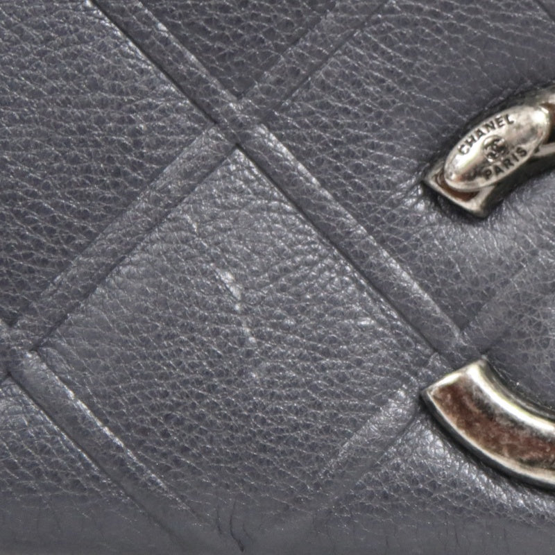CHANEL Matelassé Calfskin Shoulder Bag Black Gold-Tone Hardware