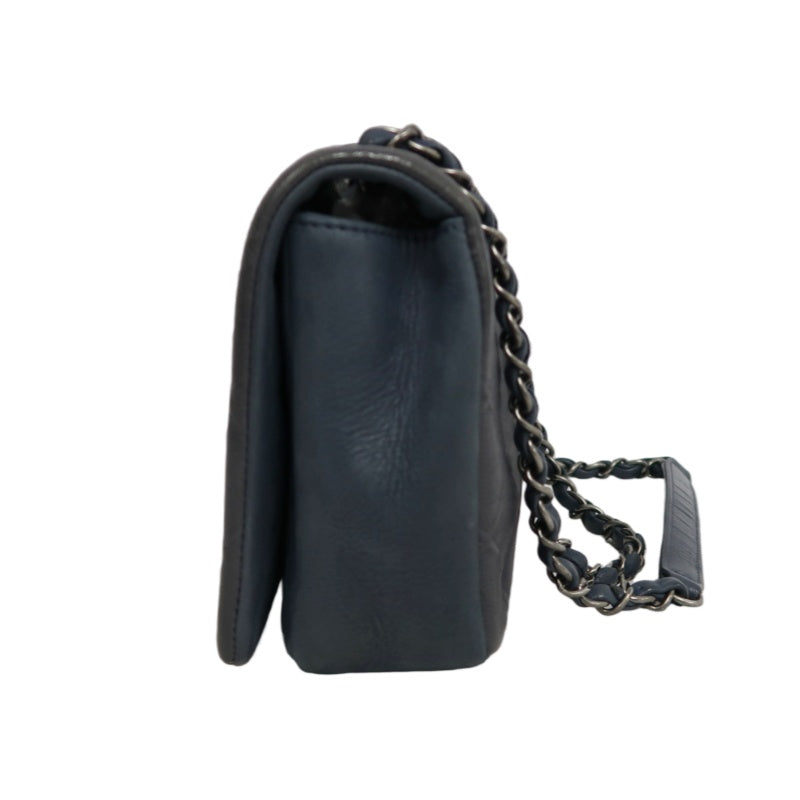 CHANEL Matelassé Calfskin Shoulder Bag Black Gold-Tone Hardware
