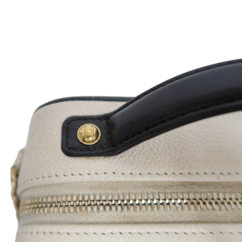 CHANEL CC Filigree Caviar Leather Handbag White/Black Gold-Tone Hardware with Shoulder Strap