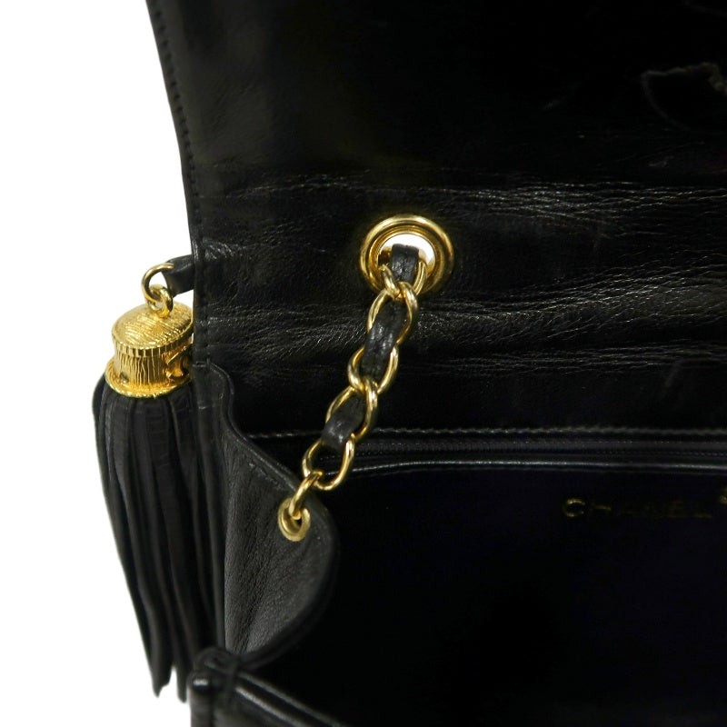 CHANEL Matelasse Lambskin Shoulder Bag Black Gold-Tone Hardware