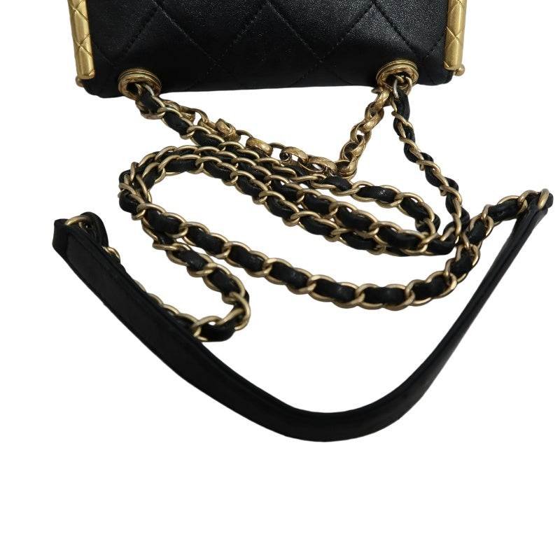 CHANEL Matelasse Lambskin Shoulder Bag Black Gold-Tone Hardware