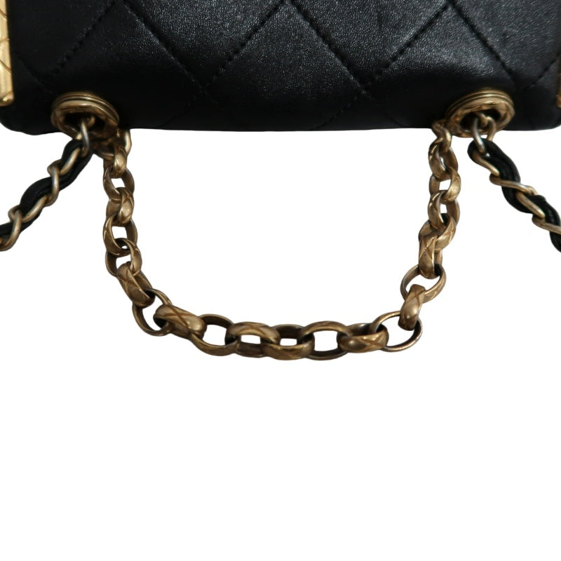 CHANEL Matelasse Lambskin Shoulder Bag Black Gold-Tone Hardware