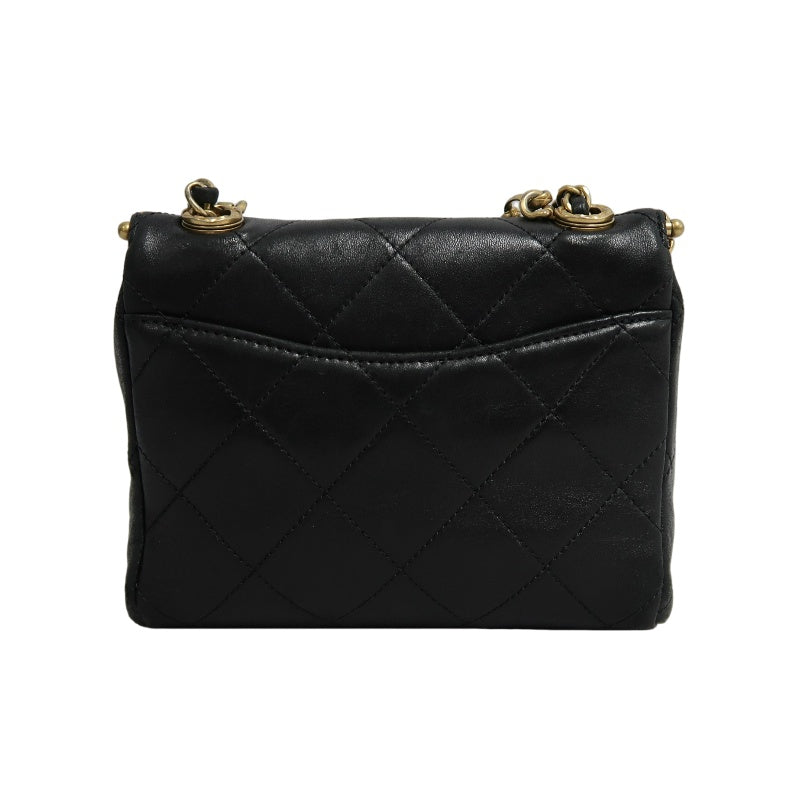 CHANEL Matelasse Lambskin Shoulder Bag Black Gold-Tone Hardware