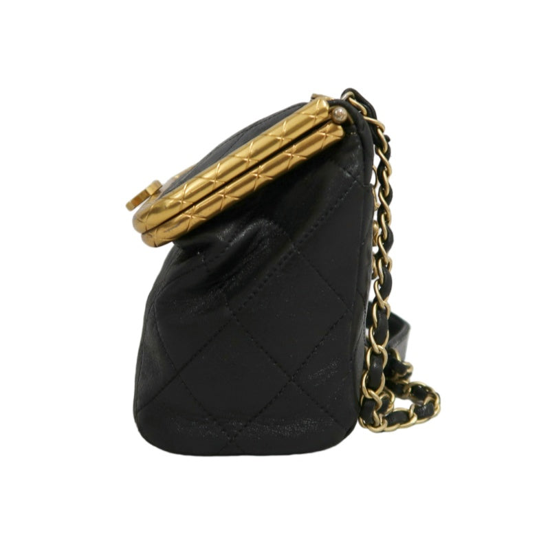 CHANEL Matelasse Lambskin Shoulder Bag Black Gold-Tone Hardware