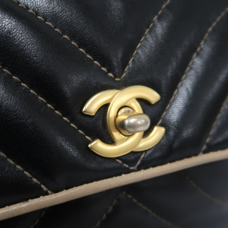 CHANEL Lambskin Shoulder Bag Black Gold-Tone Hardware