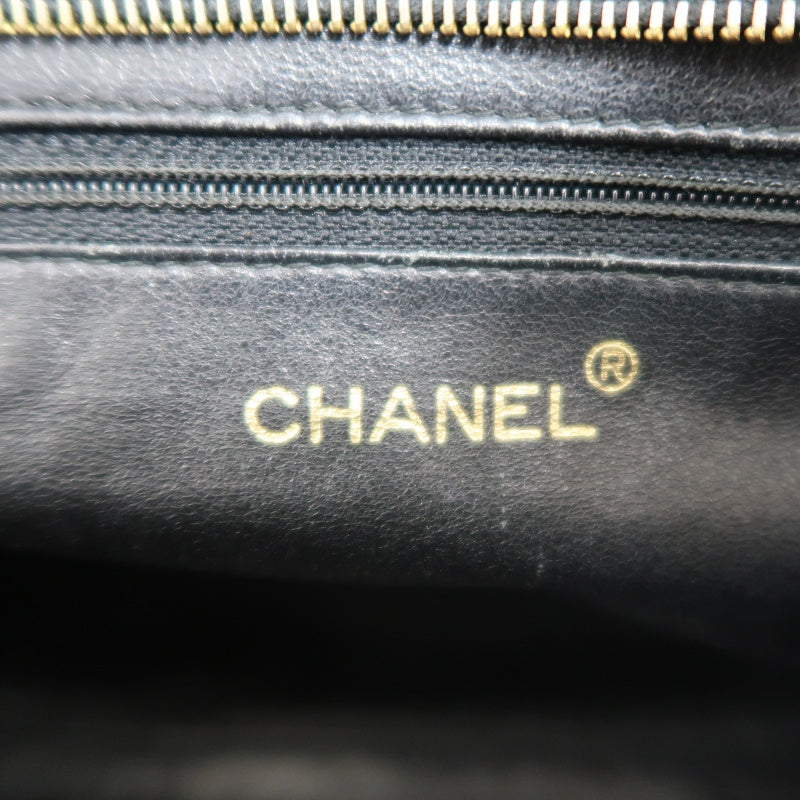 CHANEL Matelasse Diamond Quilted Lambskin Shoulder Bag Black With Authenticity Card
