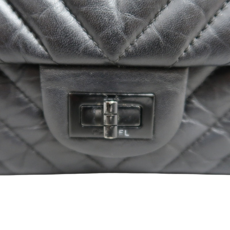 CHANEL 2.55 Chevron V-stitch Calfskin Shoulder Bag Black Black Hardware