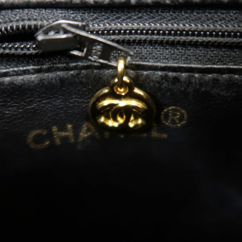CHANEL Matelasse Vintage Caviar Leather Hilton Tote Shoulder Bag Black Gold Hardware