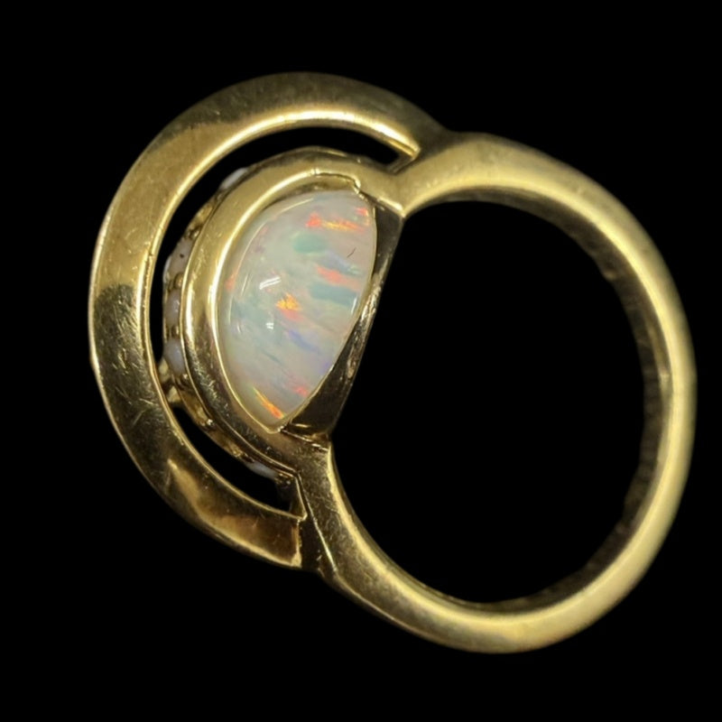 VIVIENNE WESTWOOD Saturn Ring Opal Rhinestone Alloy Gold Hardware