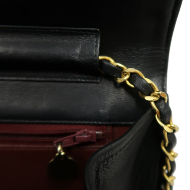 CHANEL Matelasse Chain Shoulder Bag lambskin　Black Gold Hardware CC Logo