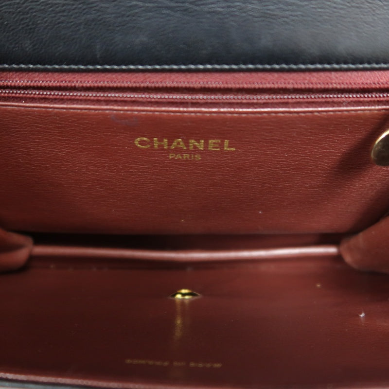 CHANEL Matelasse Chain Shoulder Bag lambskin　Black Gold Hardware CC Logo