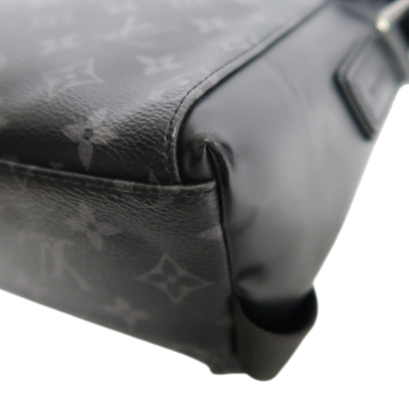 LOUIS VUITTON LV Voyageur Monogram Eclipse Messenger Shoulder Bag Black PVC