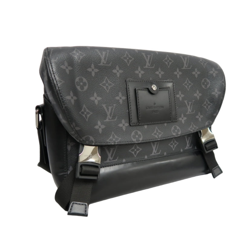 LOUIS VUITTON LV Voyageur Monogram Eclipse Messenger Shoulder Bag Black PVC