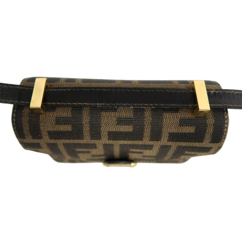 FENDI Zucca CanvaFENDI Zucca Canvas Shoulder Bag  Brown  　Gold Hardwares Shoulder Bag  Brown  　Gold Hardware