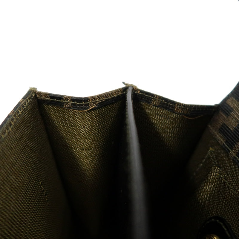 FENDI Zucca CanvaFENDI Zucca Canvas Shoulder Bag  Brown  　Gold Hardwares Shoulder Bag  Brown  　Gold Hardware
