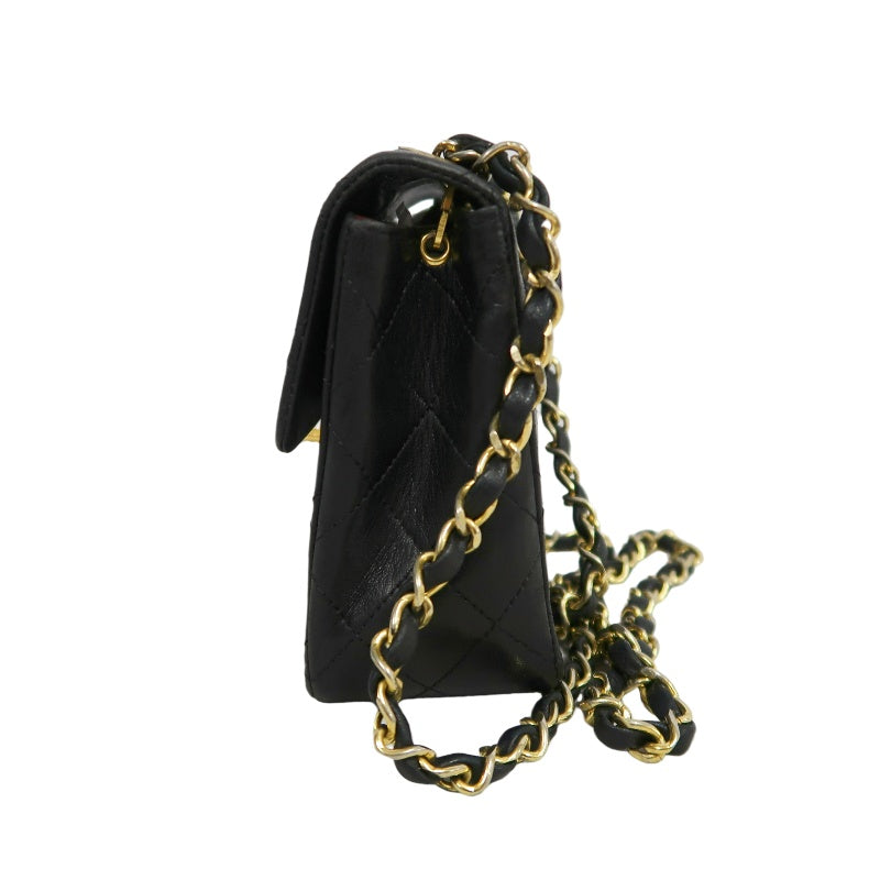 CHANEL Matelasse Quilted lambskin Chain Shoulder Bag 　 Black　 Double C Gold Hardware