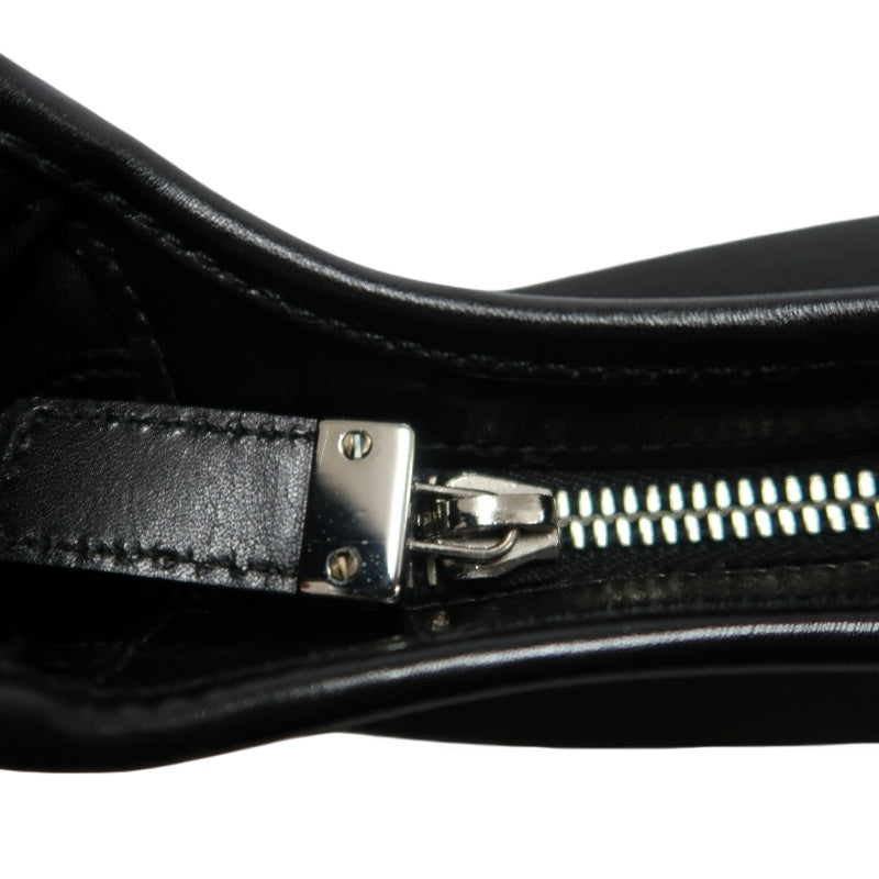 FERRAGAMO nylon　 Shoulder Bag 　 Black　 Silver Hardware