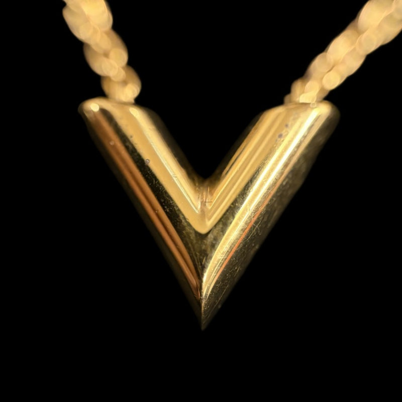 LOUIS VUITTON Necklace Essential V Accessory M Gold Metal V Motif  Box ・ Dust Bag