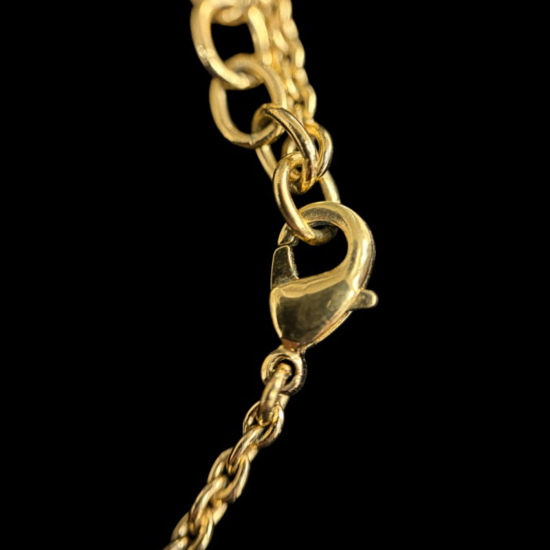 LOUIS VUITTON Necklace Essential V Accessory Gold Metal V Motif 　Box &・Dust Bag
