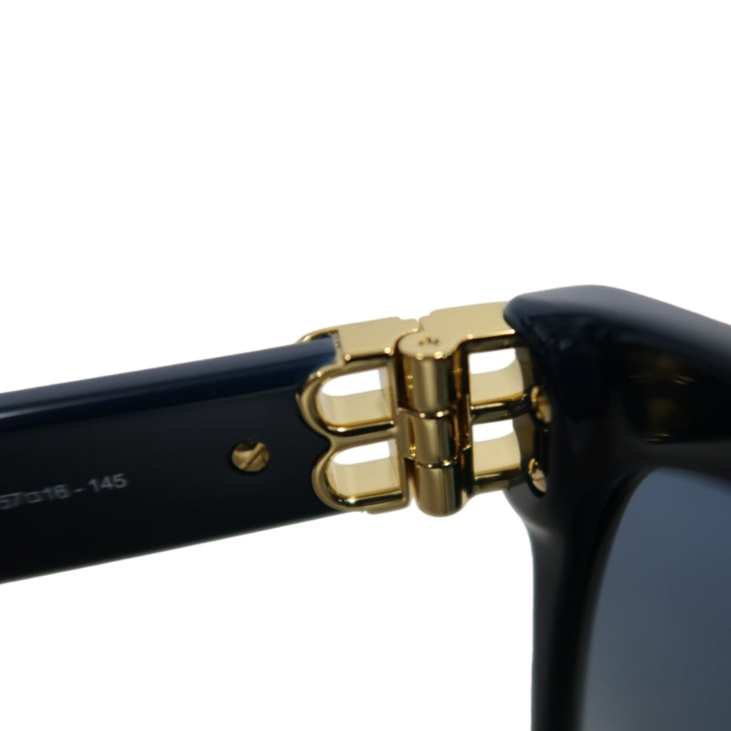 ALENCIAGA Sunglasses Eyewear 57□16-145 Black Frame Gradient Gray Lens Cat Eye Case & Cloth