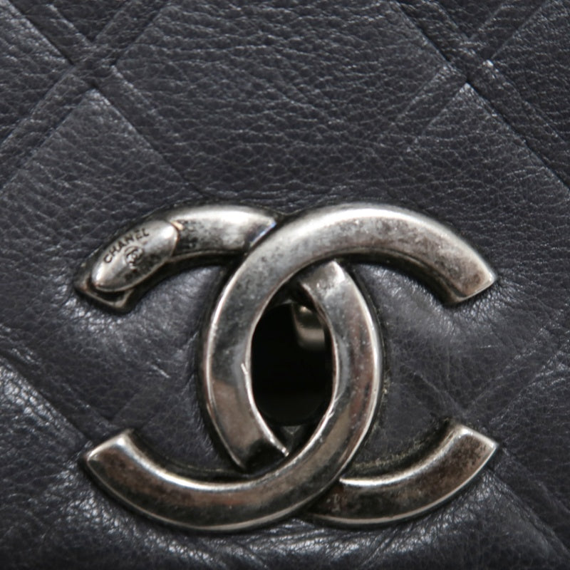 CHANEL Matelasse Black Calfskin Leather Quilted Flap Crossbody Bag With Gold Hardware