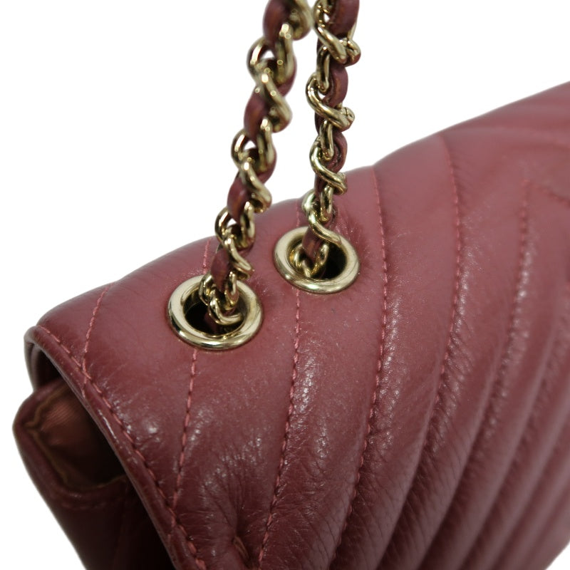 CHANEL Chevron V-stitch Red Calfskin Leather Flap Chain Crossbody Bag With Gold Hardware