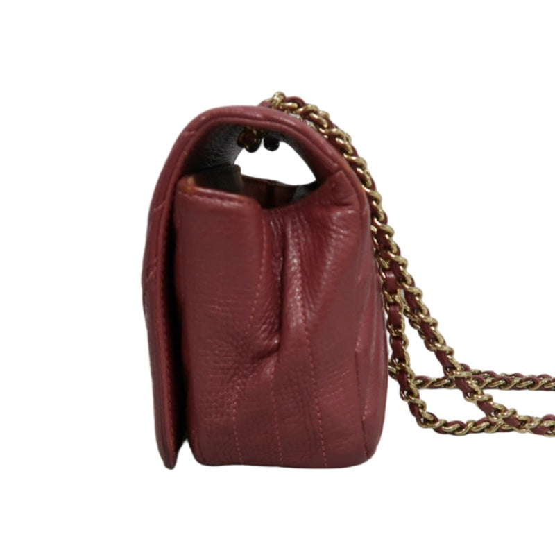 CHANEL Chevron V-stitch Red Calfskin Leather Flap Chain Crossbody Bag With Gold Hardware
