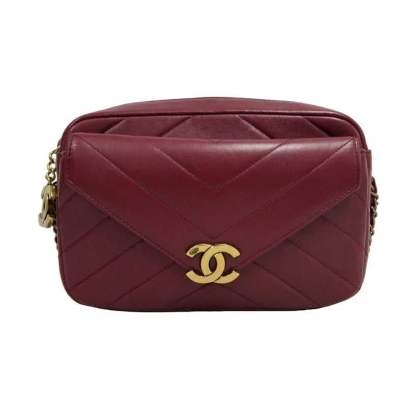 CHANEL Chevron V-stitch Red Calfskin Leather Flap Chain Crossbody Bag With Gold Hardware