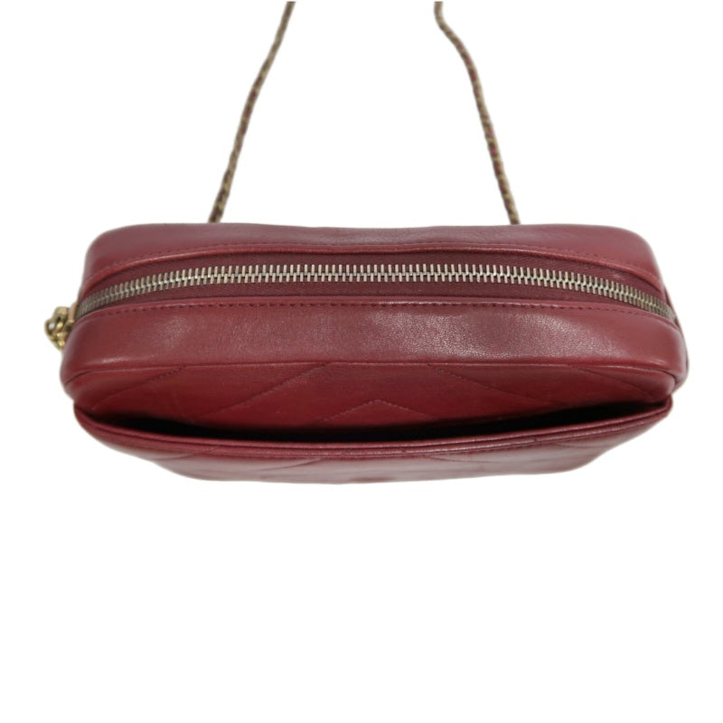 CHANEL Chevron V-stitch Red Calfskin Leather Flap Chain Crossbody Bag With Gold Hardware