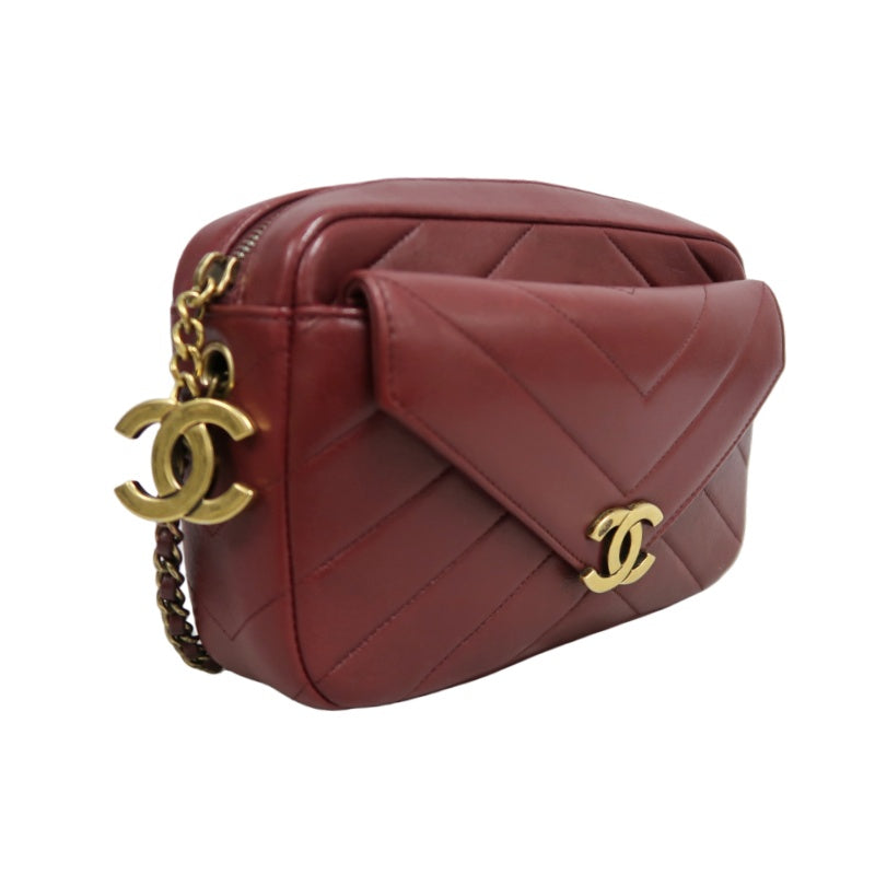 CHANEL Chevron V-stitch Red Calfskin Leather Flap Chain Crossbody Bag With Gold Hardware