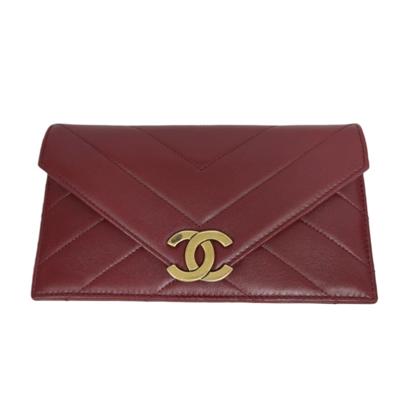 CHANEL Chevron V-stitch Red Calfskin Leather Flap Chain Crossbody Bag With Gold Hardware