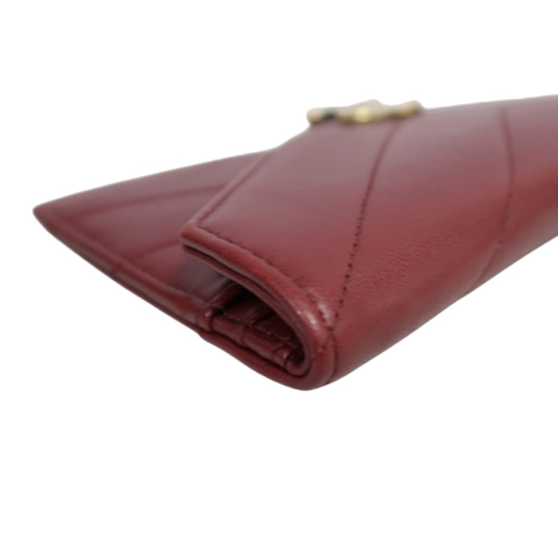 CHANEL Chevron V-stitch Red Calfskin Leather Flap Chain Crossbody Bag With Gold Hardware