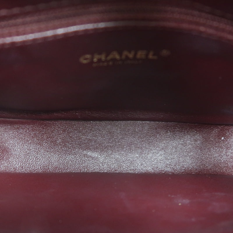 CHANEL Chevron V-stitch Red Calfskin Leather Flap Chain Crossbody Bag With Gold Hardware