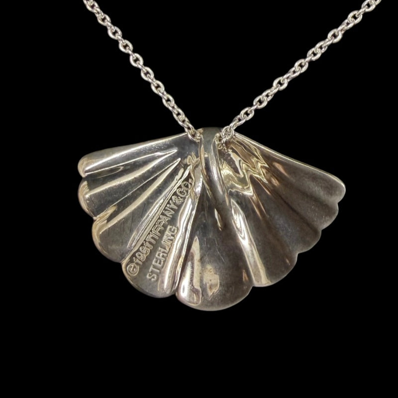 TIFFANY &amp; Co. Fan Shell Motif 925 Sterling Silver Necklace Silver Tone