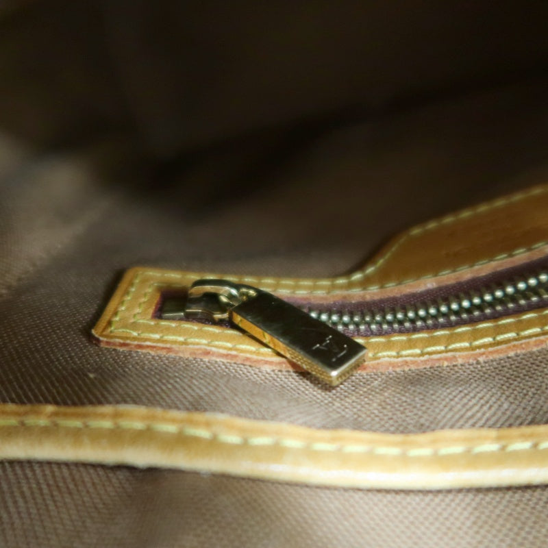 LOUISVUITTON Monogram Vivian Hand bag With the dusty bag